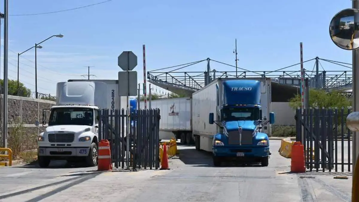 trailers transportistas cruce fronterizo aduana